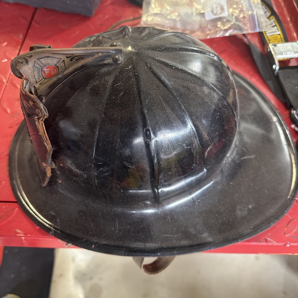 Firefighter Fire Helmet Fire Department Engine 4 HFD