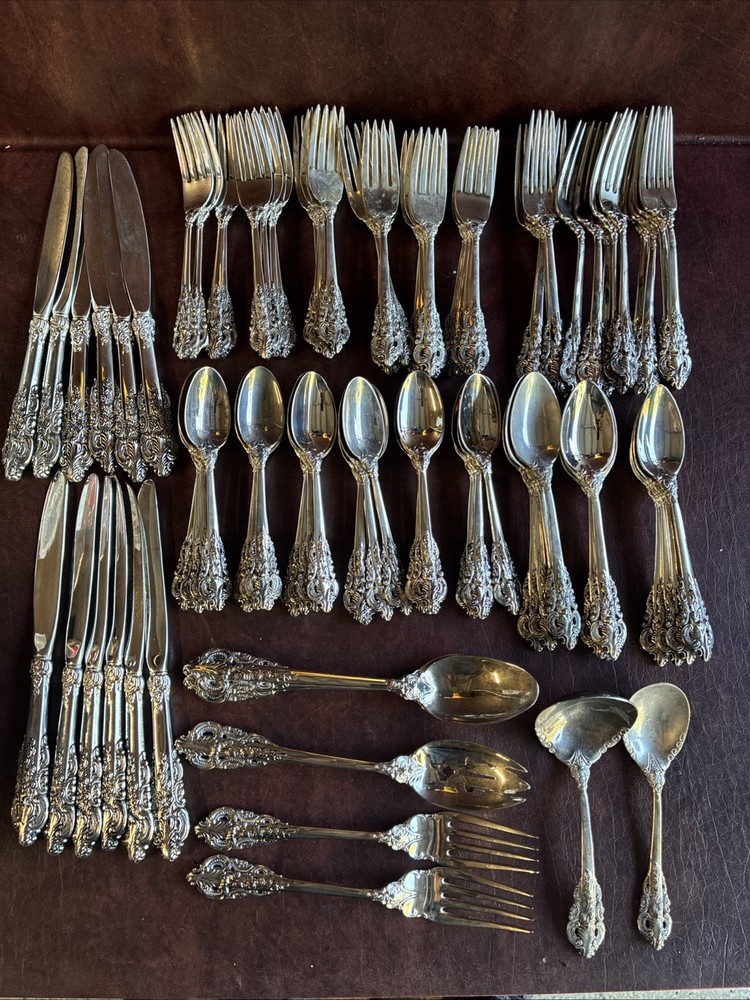 Baroque By Godinger 91 Piece Silver Plated Flatware Set