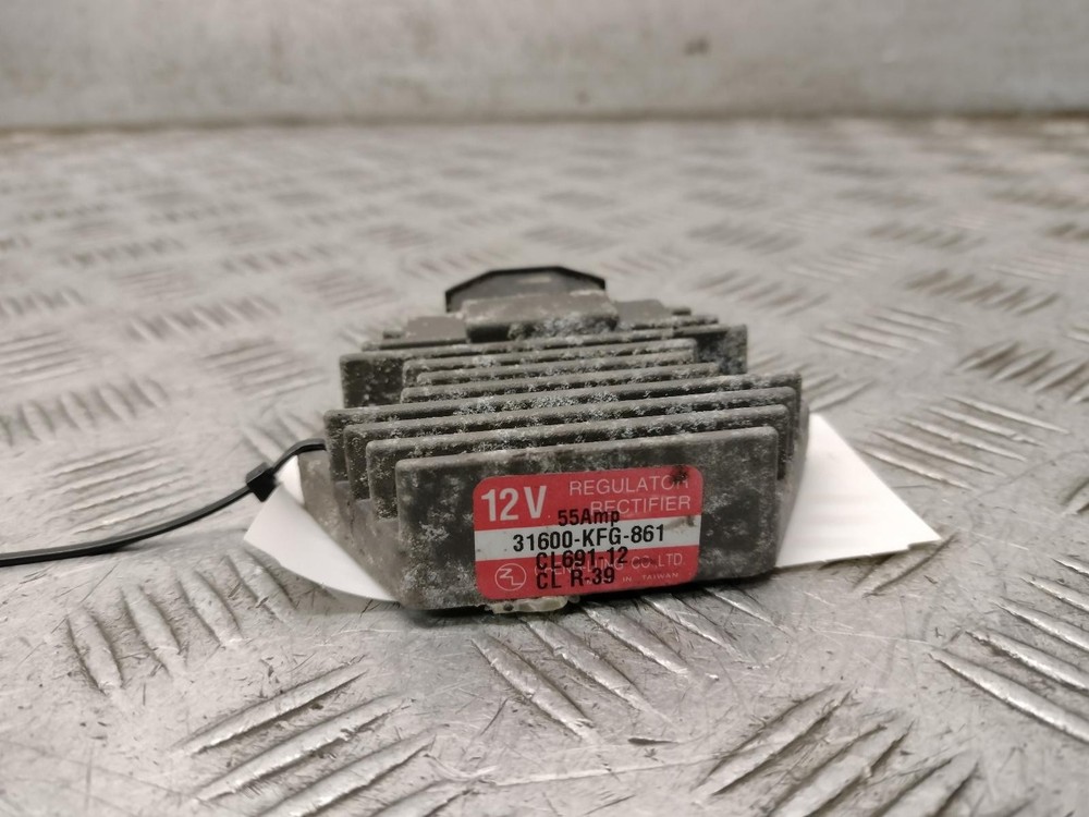 1995 HONDA CBR900 RR-T FIREBLADE RECTIFIER REGULATOR