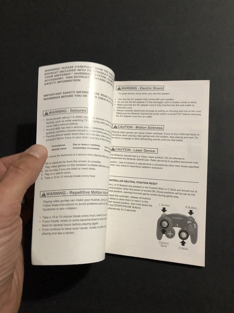 monopoly party gamecube Manual Only
