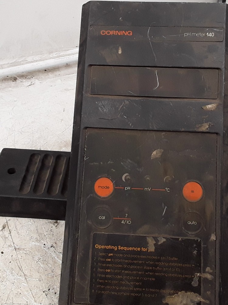 Corning Ph Meter 140 Digital Laboratory Device