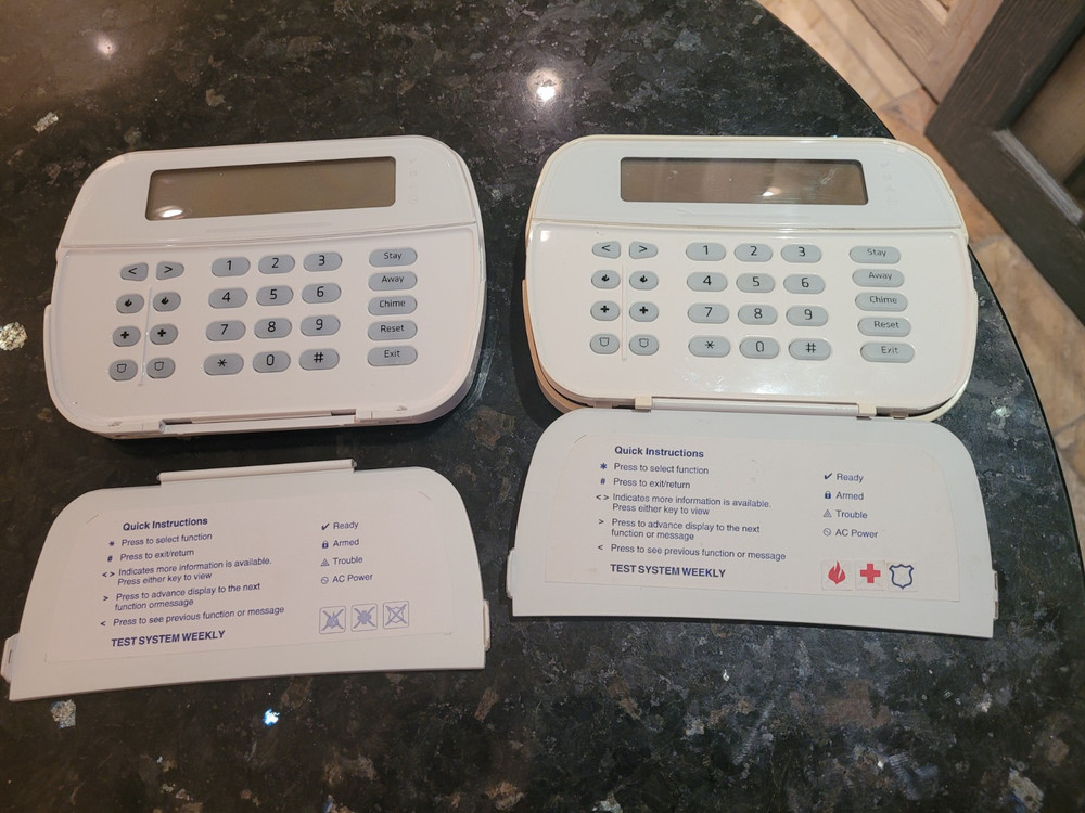 DSC  Alpha Numeric Keypad Display  QUANTITY 2