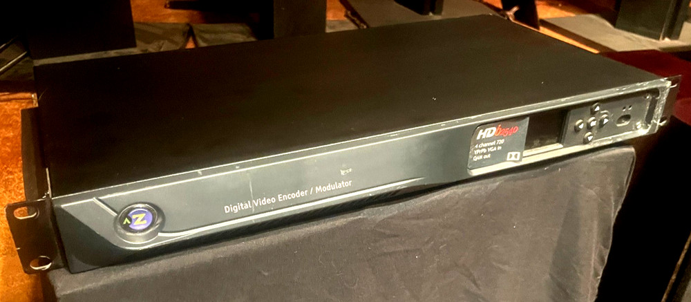 ZeeVee HDB2540-NA 4 Channel 720p Digital Video Encoder / Modulator