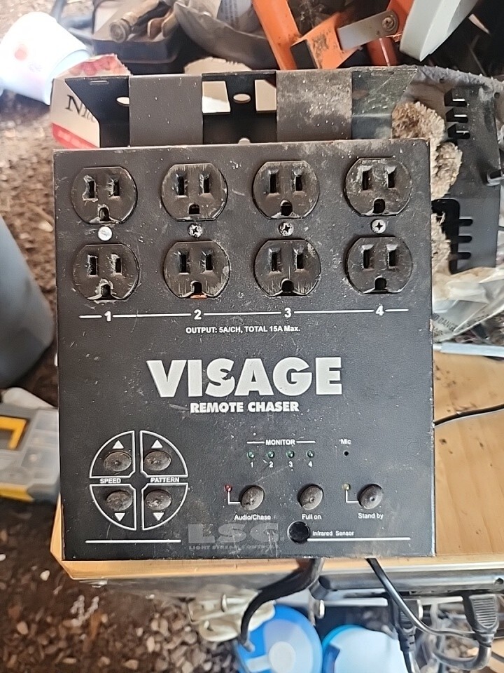 American DJ Visage 4-Channel Remote Chaser