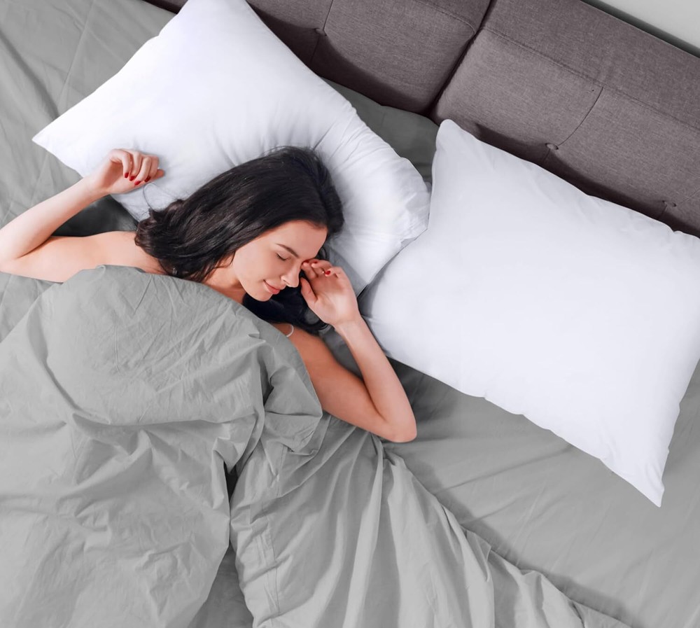 Utopia Bedding Waterproof Pillow Protector Zippered (2 Pack) Standard – Bed