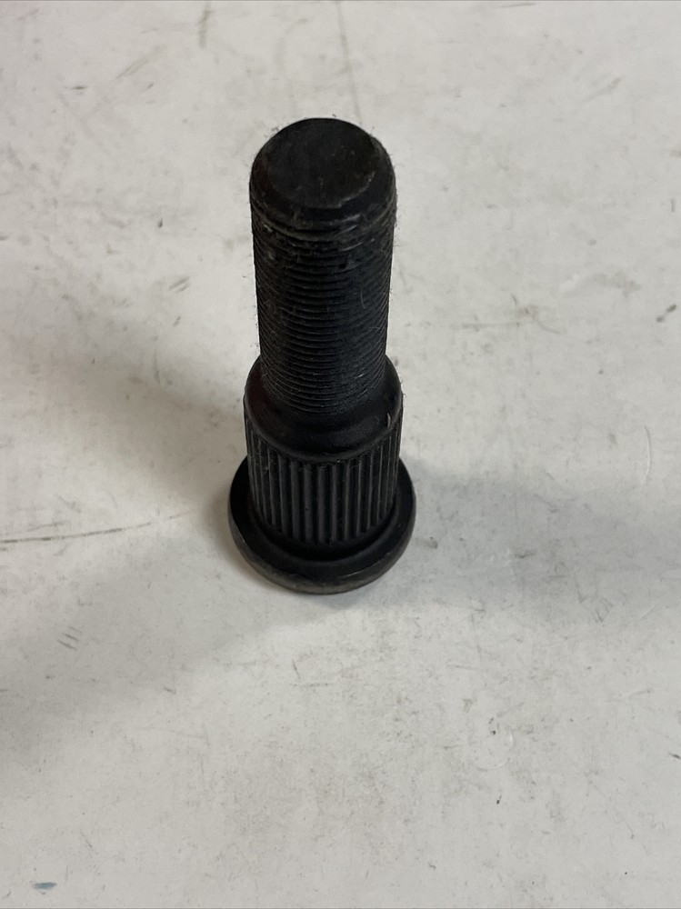TDA R005910R MERITOR STUD - RIGHT HAND