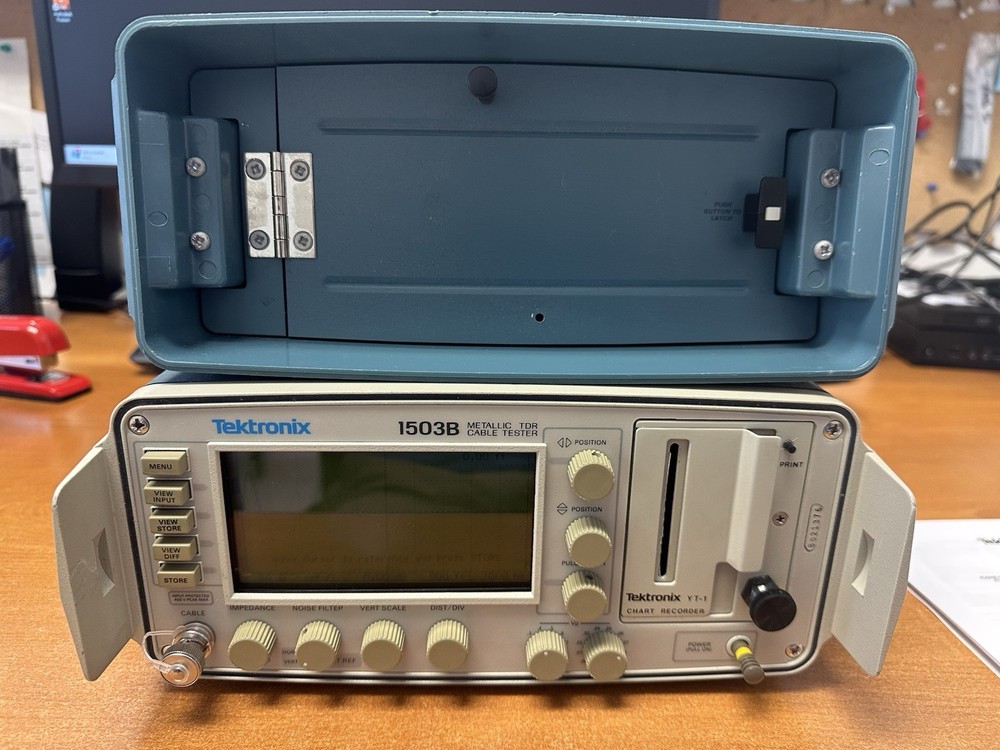 Tektronix 1503B Metallic TDR Cable Tester - Read full description