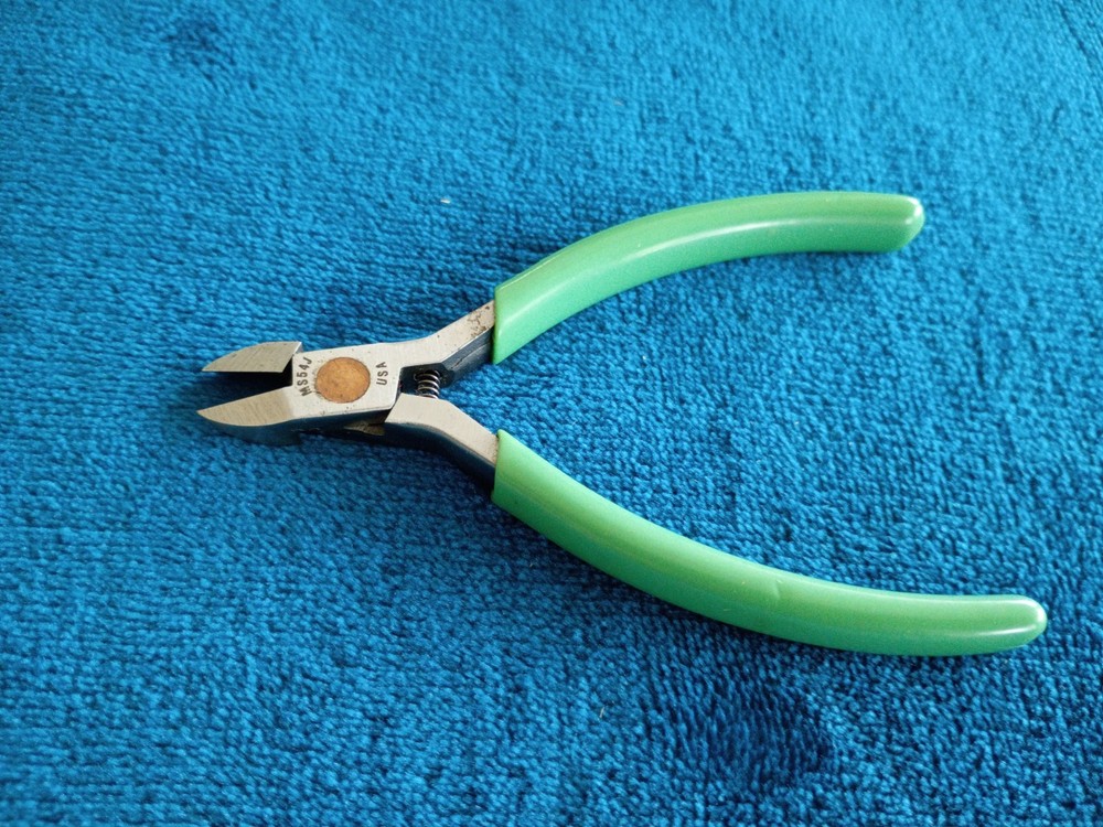 New XCELITE MS54J Diagonal Pliers USA.