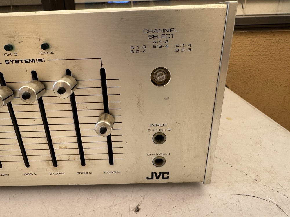 JVC SEA-V7E 4 Channel SEA Controller Stereo Graphic Equalizer Please Read