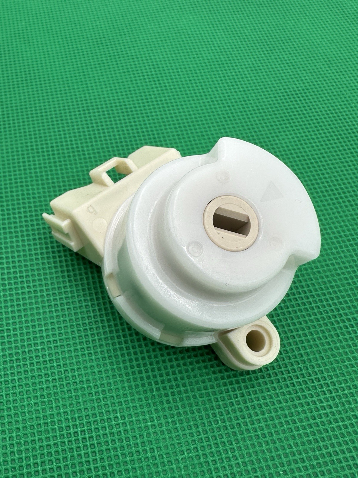 MN113754 Genuine OEM Mitsubishi Ignition Starter Switch for Outlander Evo Lancer