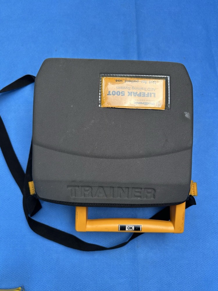 Medtronic Lifepak 500T Training System with Case & Remote
