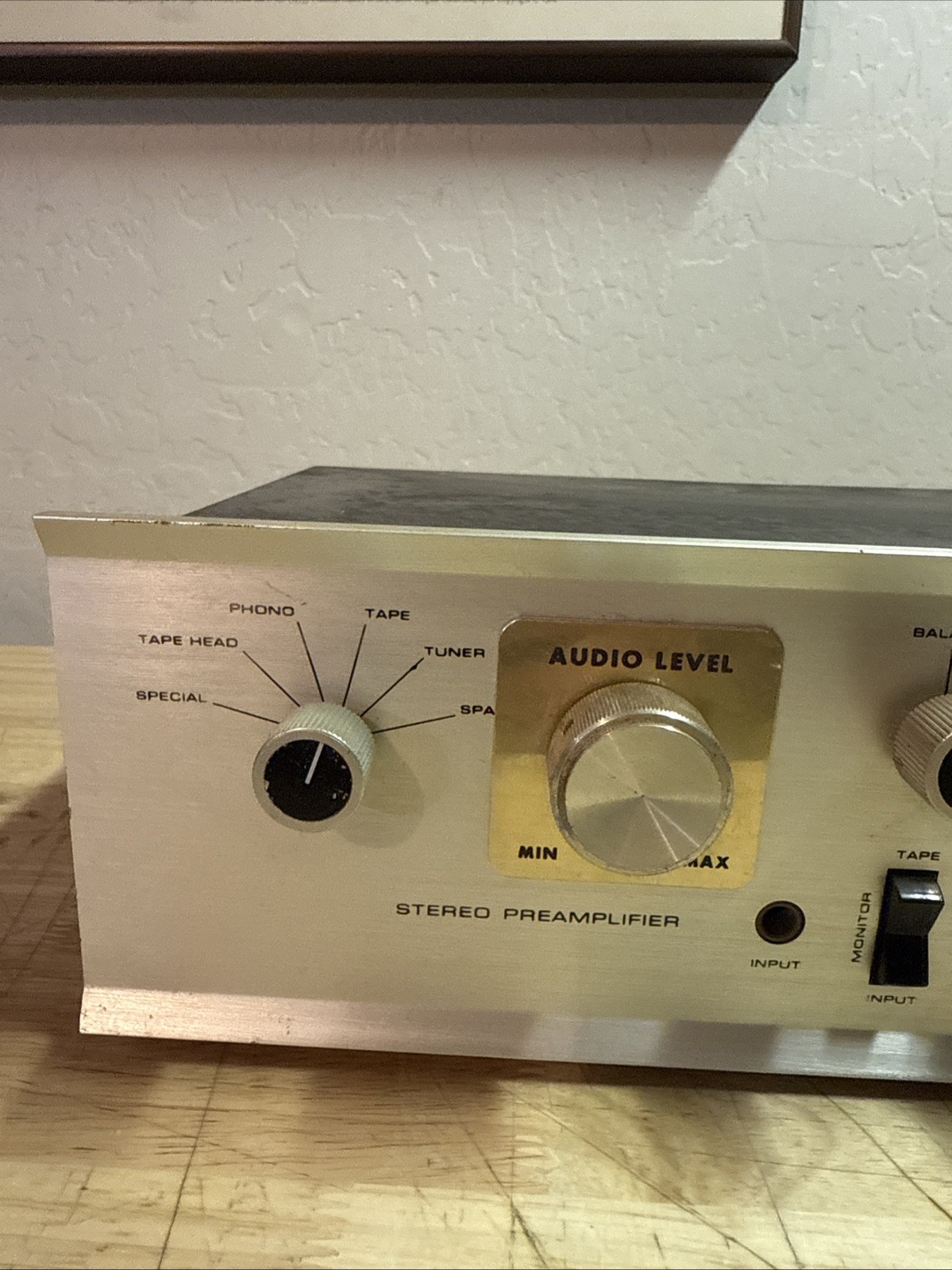 VINTAGE DYNACO PAT-4 STEREO PREAMPLIFIER POWERS ON UNTESTED AS-IS