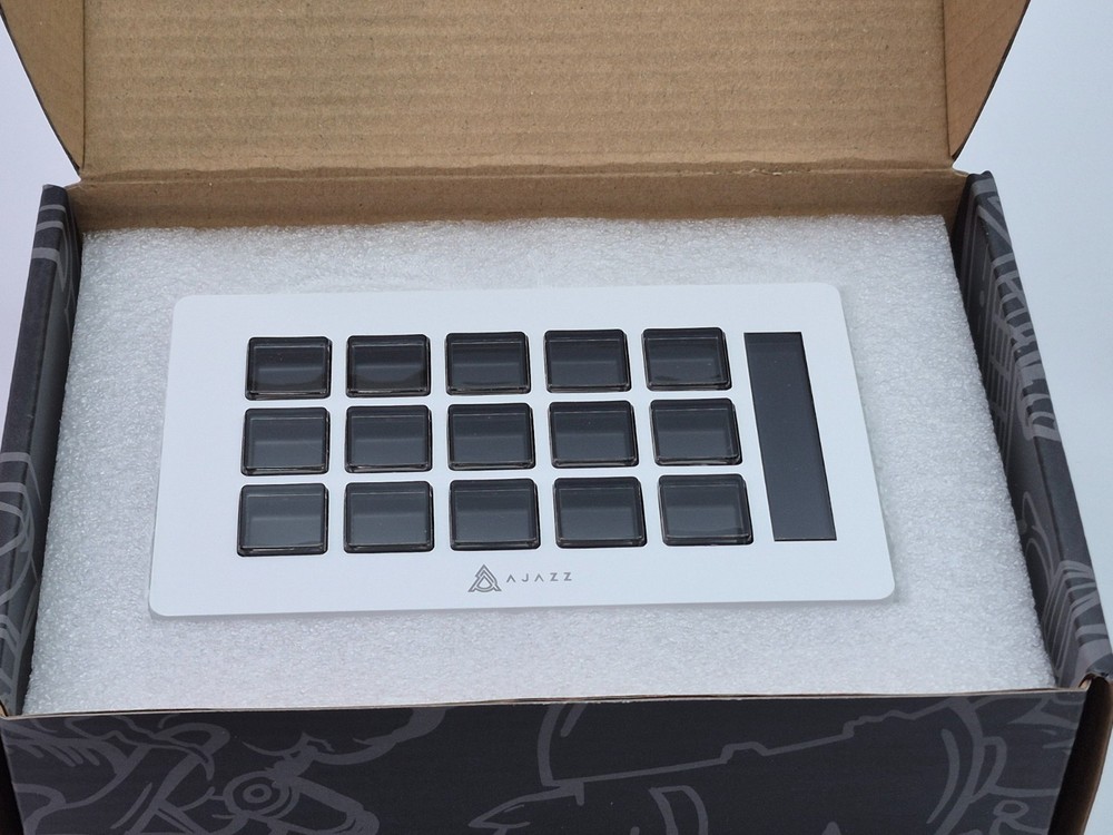 AJAZZ AKP153 Stream Studio Controller Keypad | White