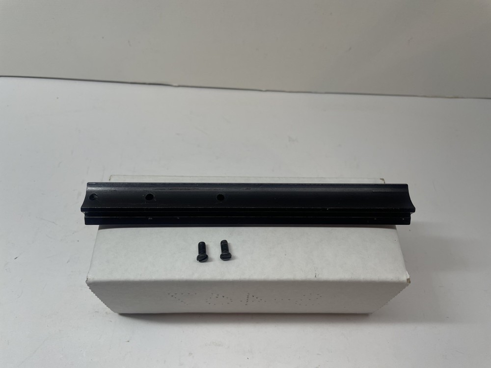 Weaver 82 One-Piece Scope Base for NEF Handi-Rifle - 48082