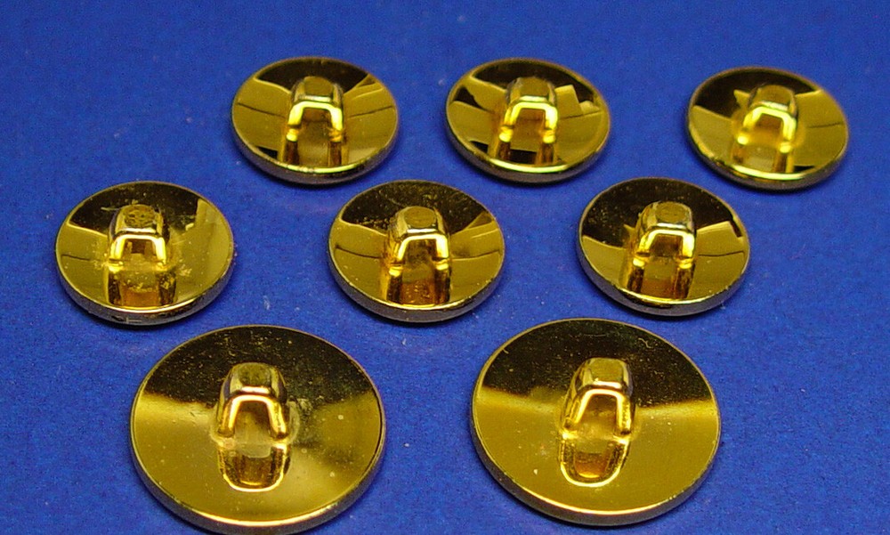 8 BILL BLASS logo gold tone solid metal replacement buttons, good used condition