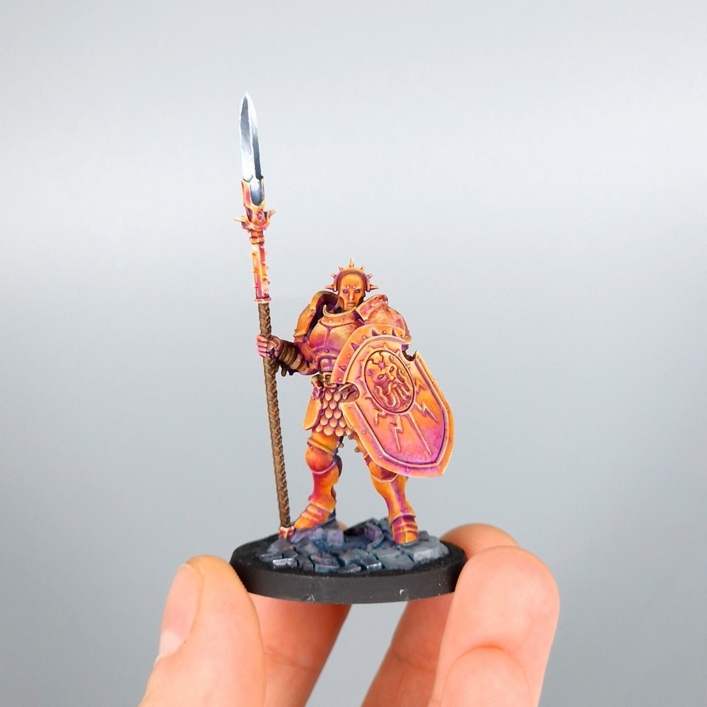 STORMCAST ETERNAL VINDICATOR- Warhammer- Pro Painted.