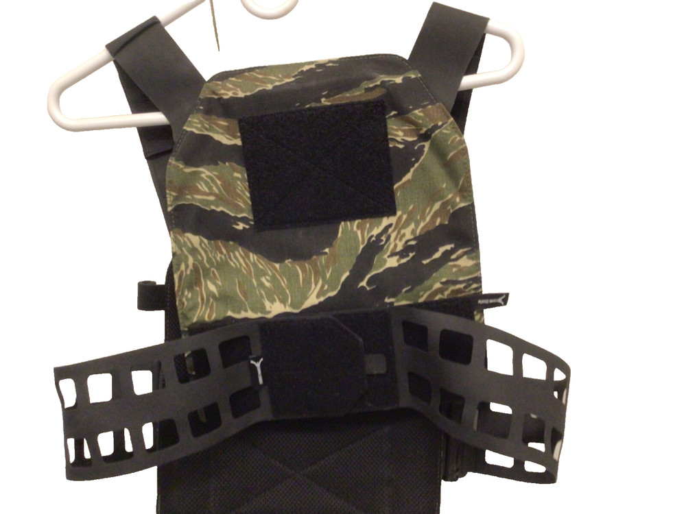 perroz designs, tiger stripe plate carrier size medium