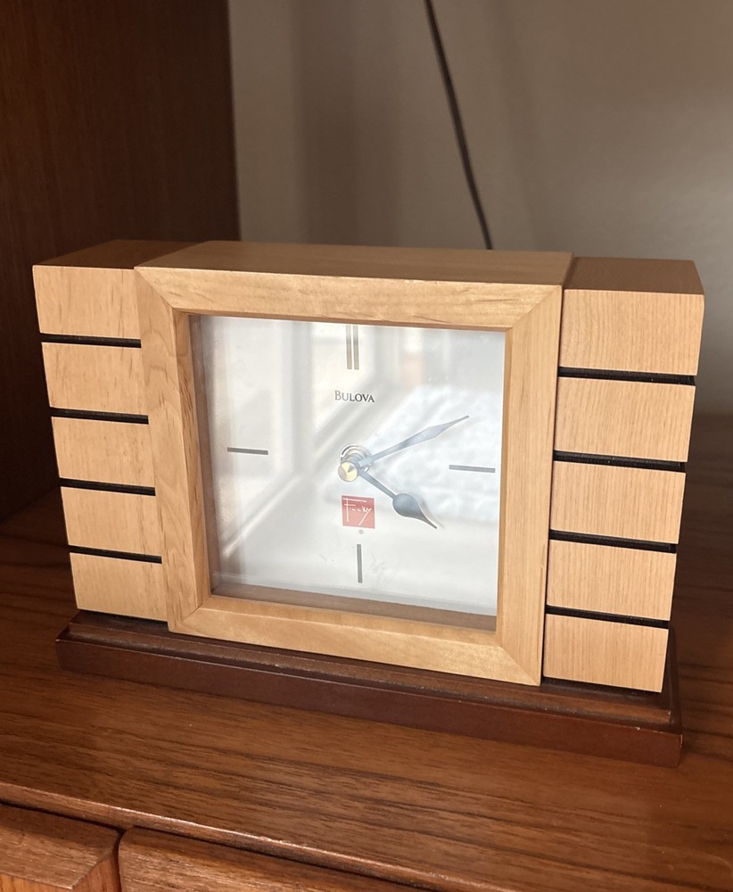 Bulova Mantel Clock Frank Lloyd Wright Usonian II Design B1659