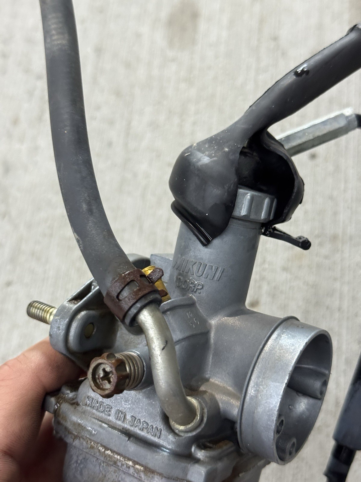 1985 Yamaha Tri Moto 200 Ytm200 Original Oem Carburetor Carb Assembly