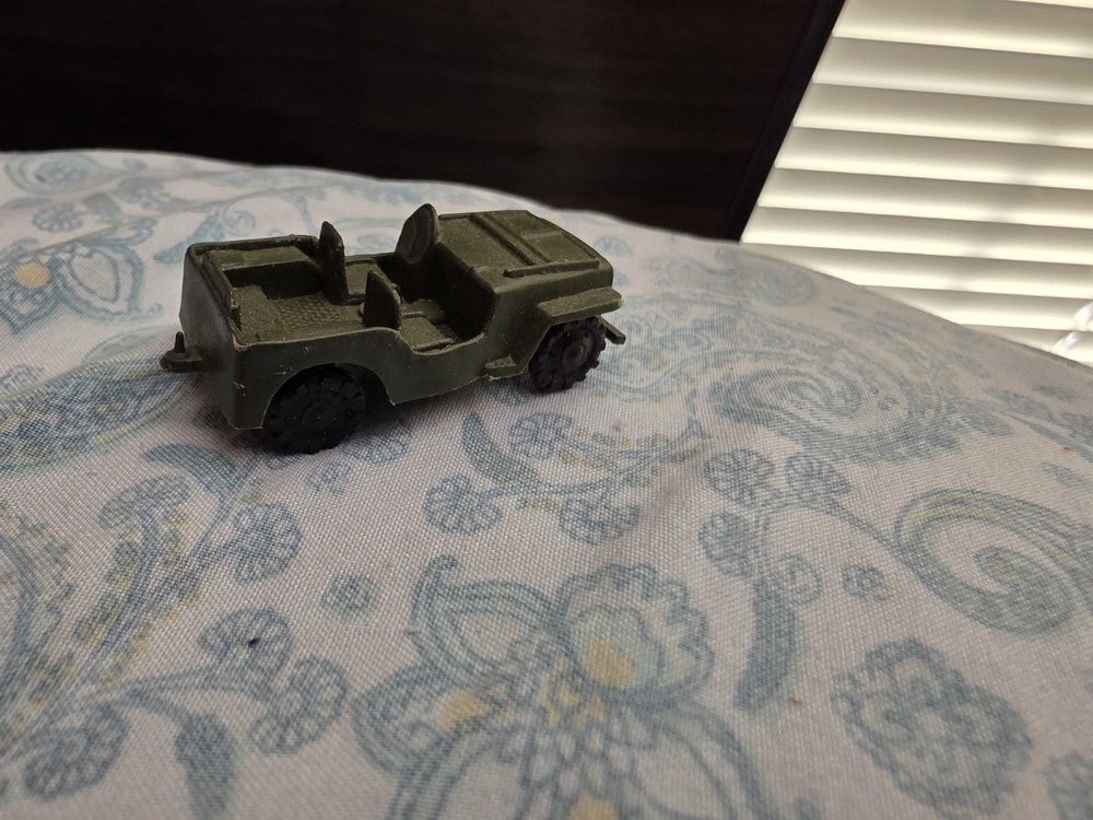 Marx Miniature HO Scale Jeep From Playset