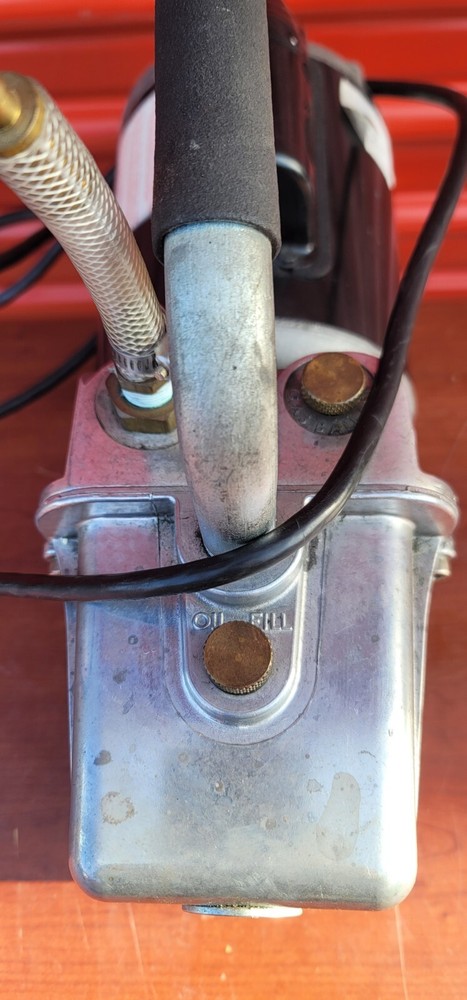 FISCHER LAV-3 HIGH VACUUM PUMP