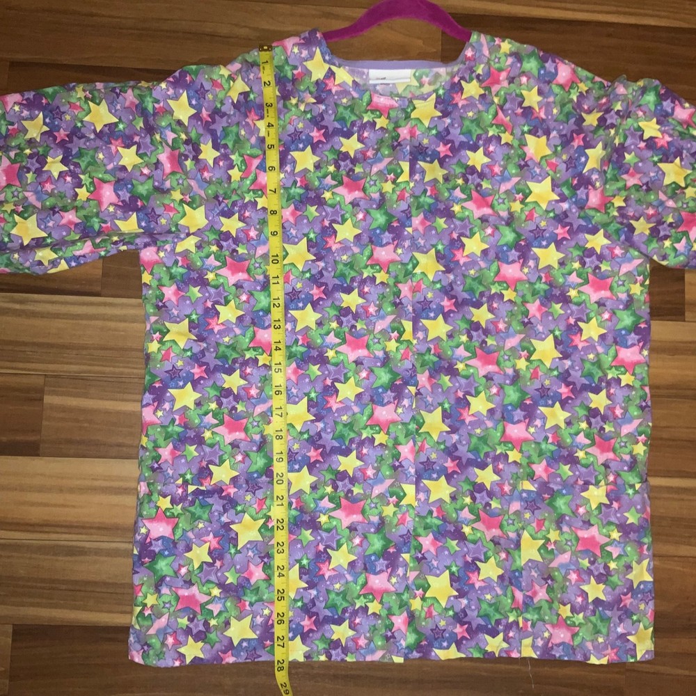 Women’s stars long sleeve scrub jacket preowned