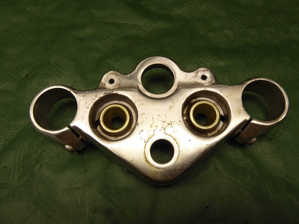 TRIUMPH THUNDERBIRD 900 LEGEND (int.c2*) FORK TRIPLE CLAMP