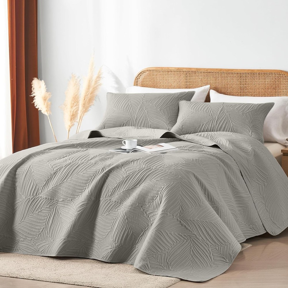 King Quilt Bedding Set Lightweight Soft Grey Bedspread Coverlet W/ Leaf