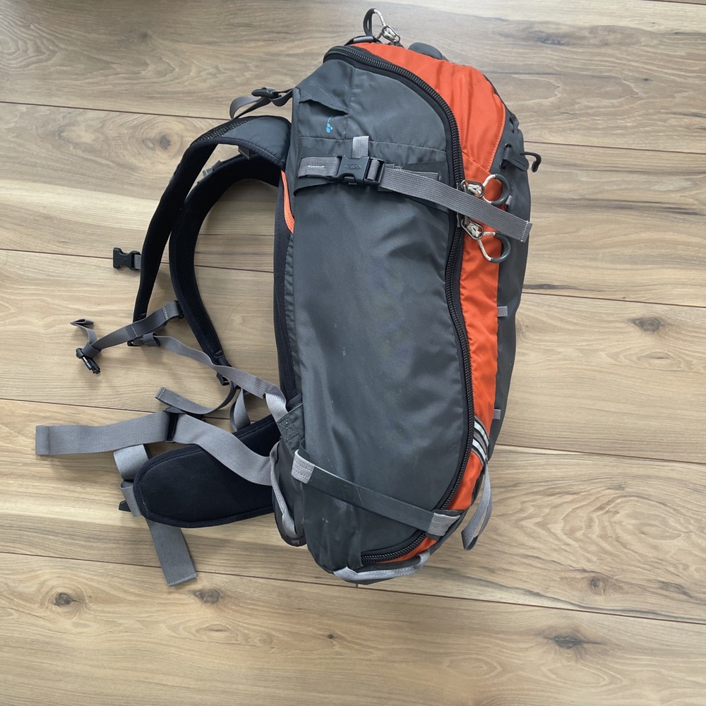 Salomon Quest 23 Backpack