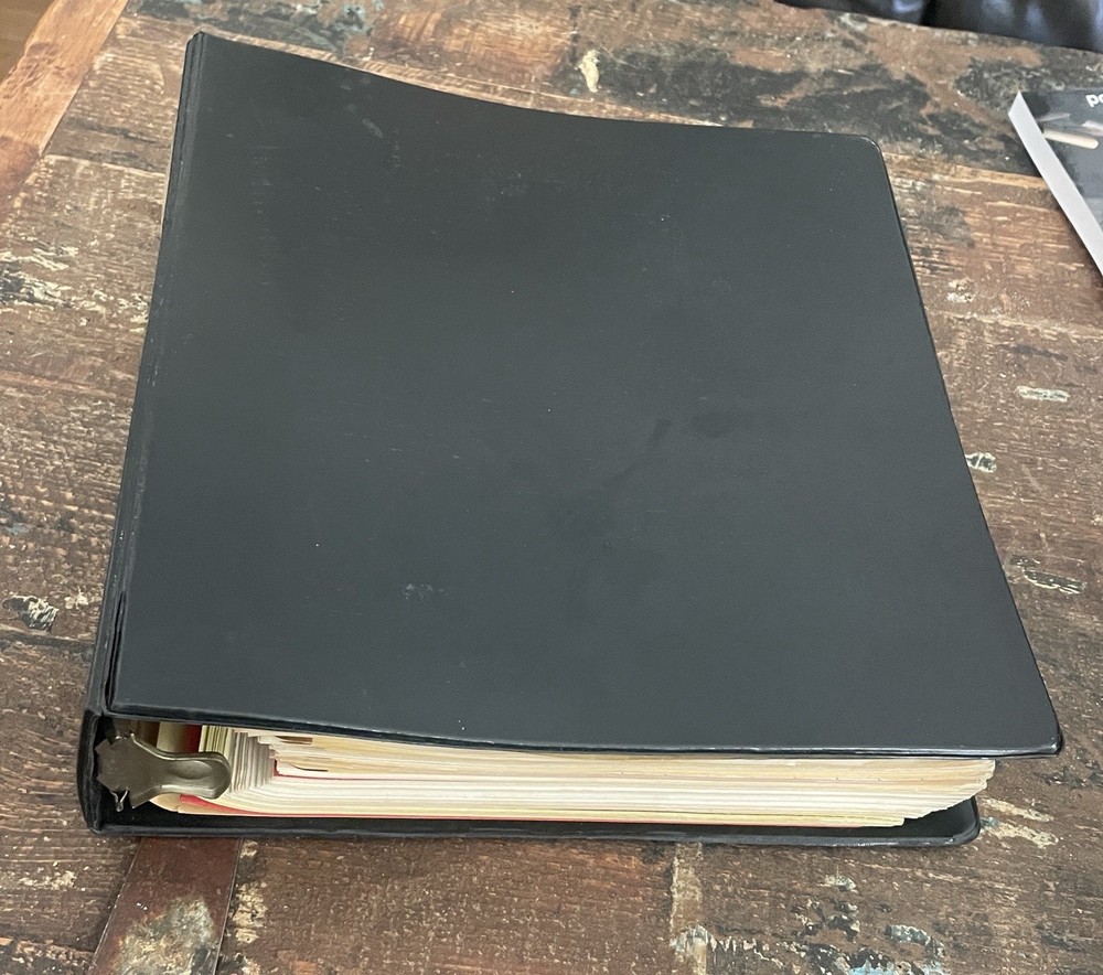 TAXI sitcom 1981 PRODUCTION BINDER Paramount Studios Casting, Scripts, Revisions