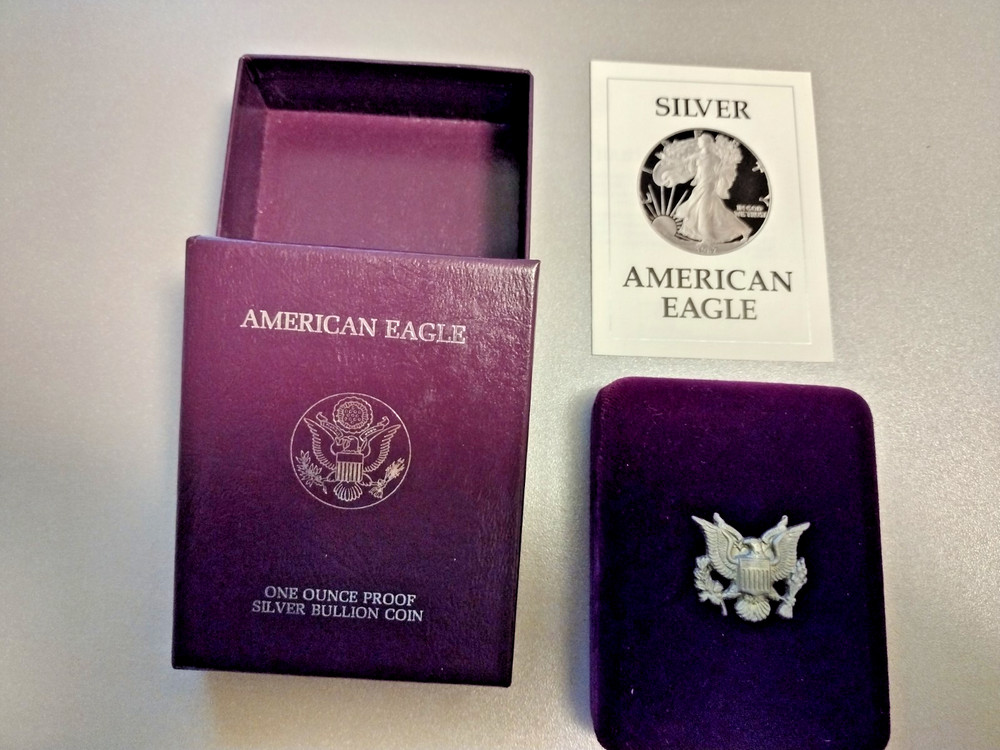 1987 Proof silver Eagle .999 Silver, coin, box, velvet display