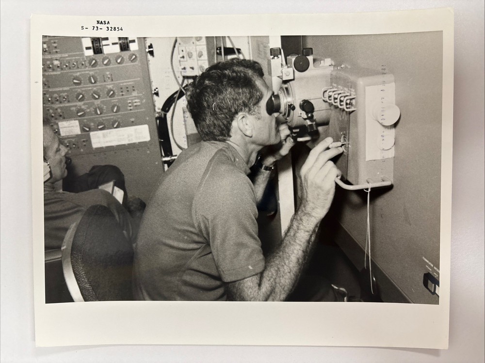 NASA Skylab 4 Training Crew Using Viewfinder Black Numbered Press Photo