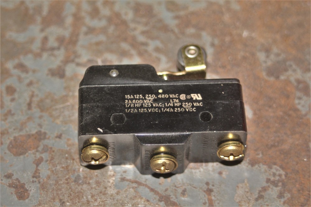 New Flyer Microswitch BZ-2RW822-A2