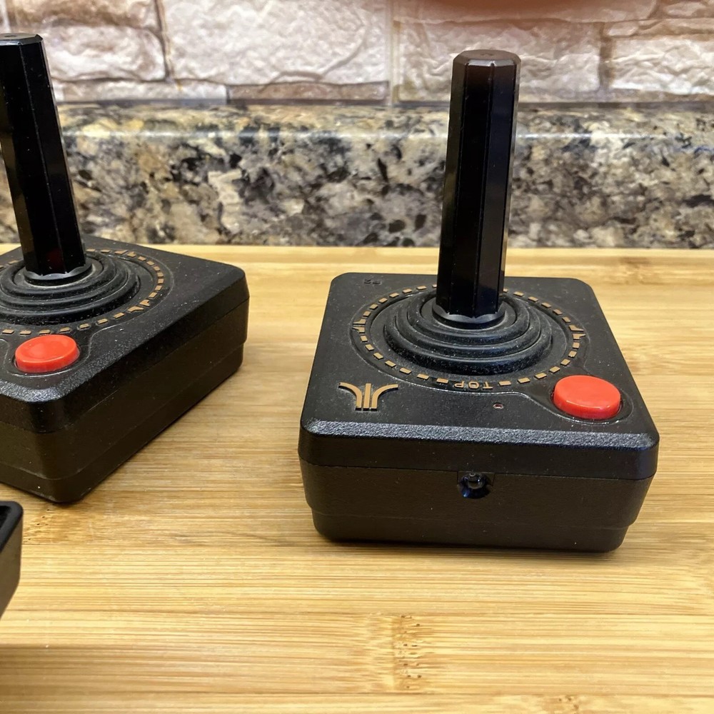 Atari Flashback 4 Classic Game Console With 2 Wireless Joystick Controllers