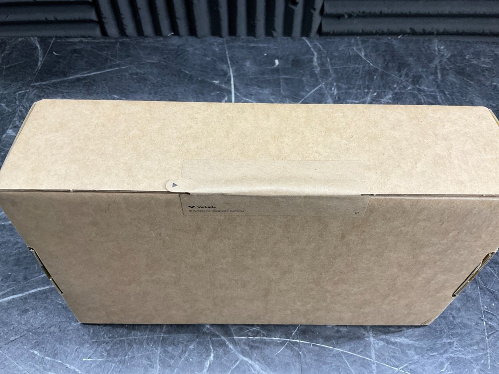 Verkada Two-Camera Multisensor Junction Box Mount ACC-MNT-YJBOX-1