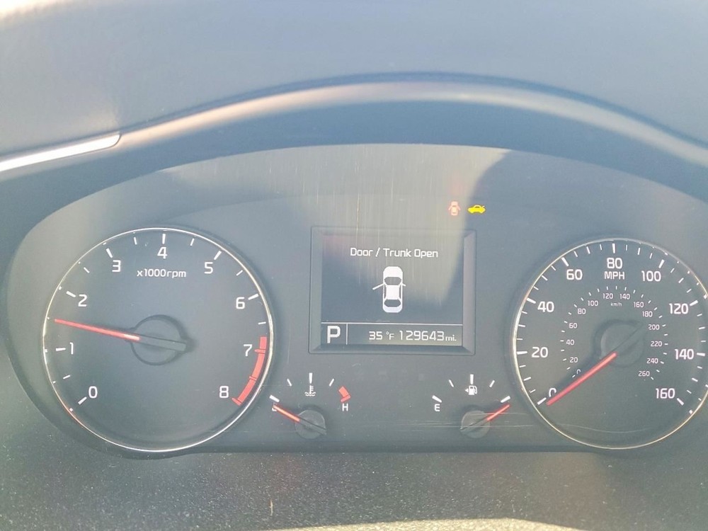 Fuse Box Engine Without Rain Sensor Fits 16 CADENZA 5023281