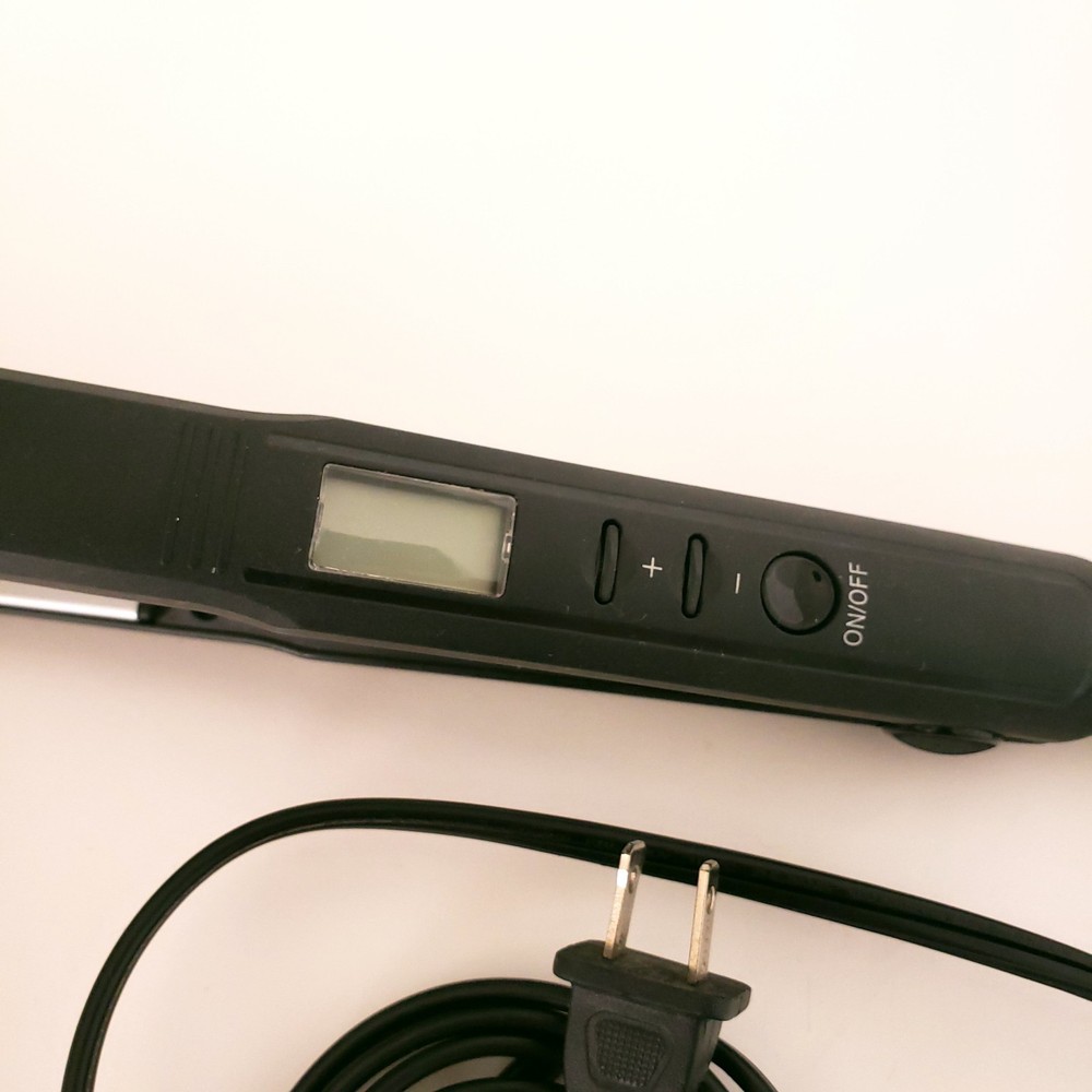 Revlon Hair Thin Straightener Black