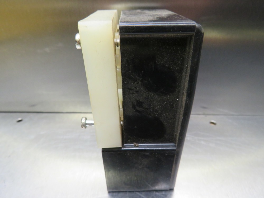 Hubbell 3WAA Angle Adapter Grip Range: 0.385 to 0.780"