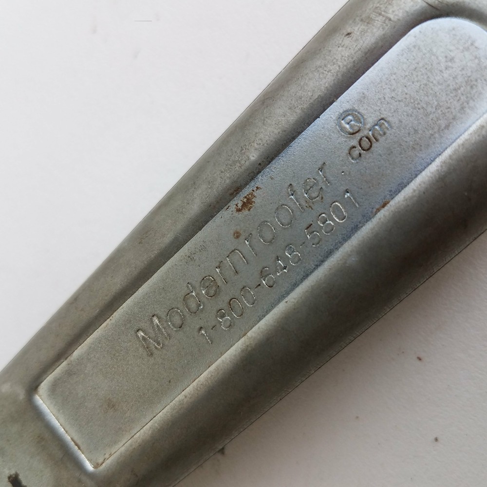 Vintage Modern Roofer Knife