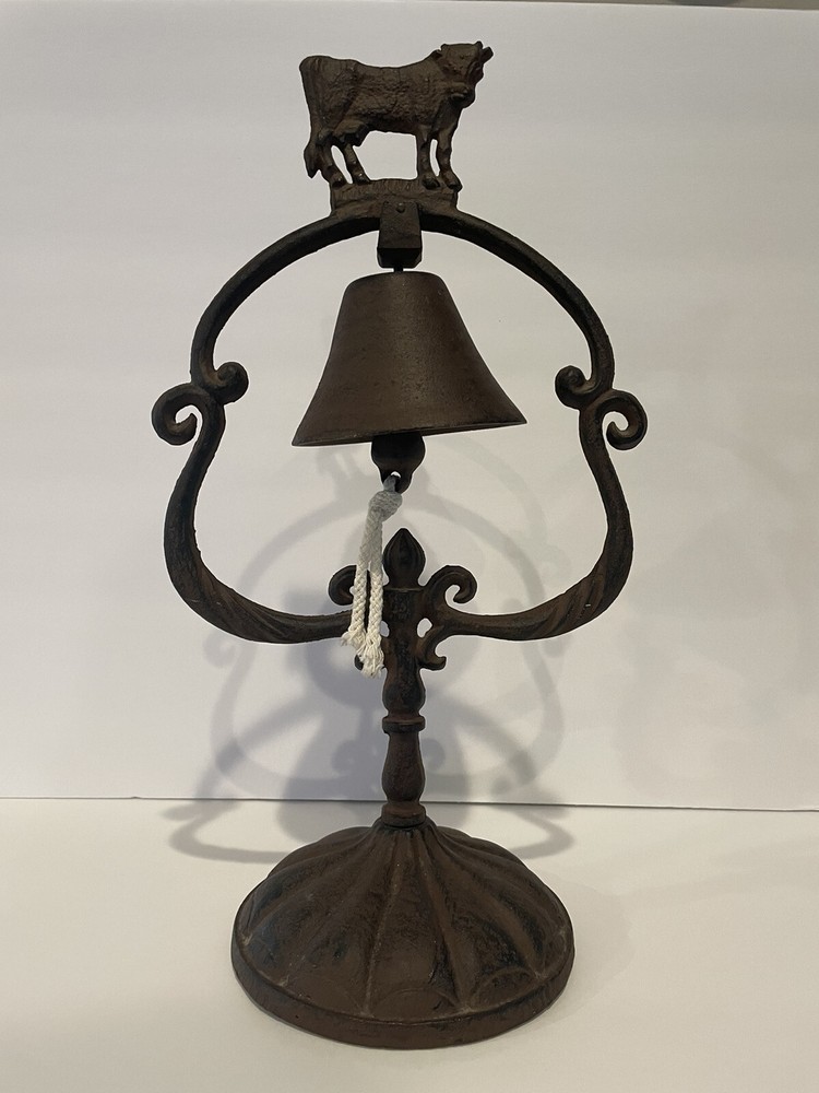 Vintage Cast Iron Table Top Cow Dinner Bell.