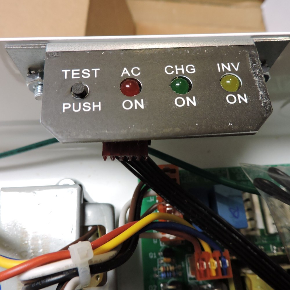 MPS series MPS-32-S Surface Mount Micro Power Inverter (White) EMS32LC