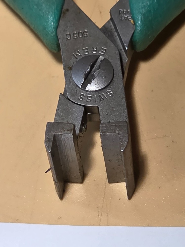 EREM 505C Inserting & Extracting Pliers