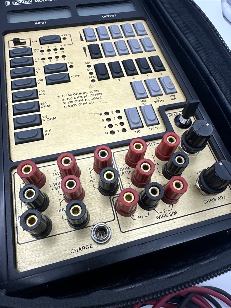 Ronan X88 Calibrator With Case Leads Manual UNTESTED*