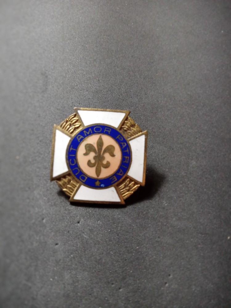 WW2 11th Quartermaster Battalion Pin DUI Screw back