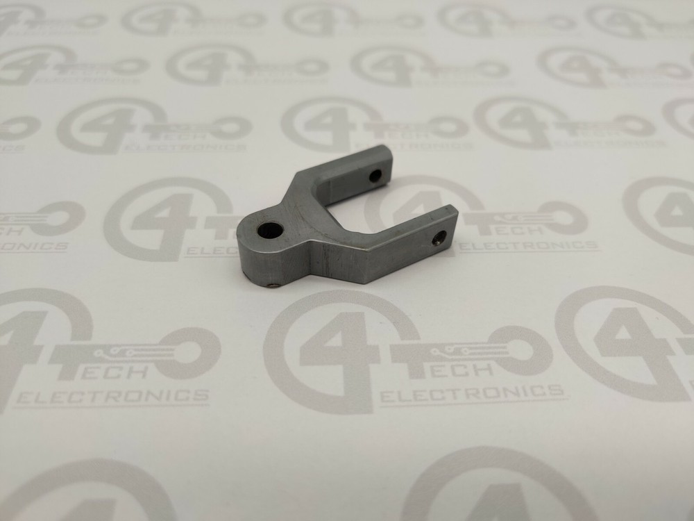 Universal Instruments Holder 30938701