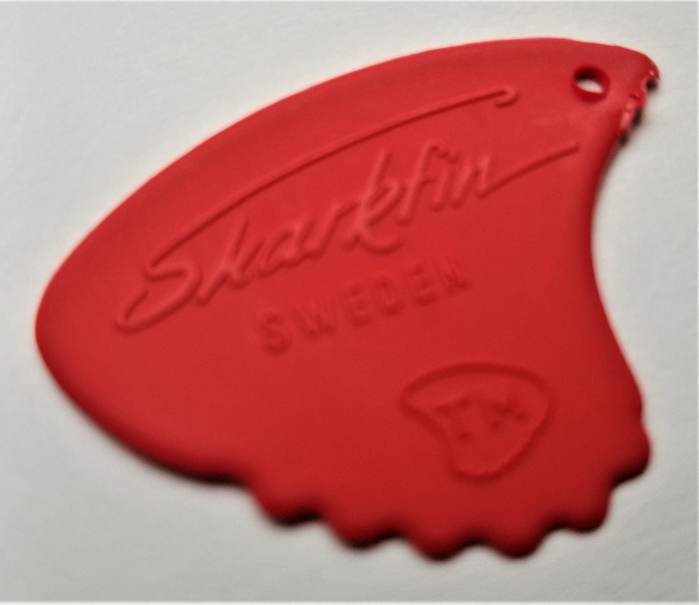 Landstrom Sharkfin guitar picks 4 Picks (extra Heavy, Heavy, Medium, Light