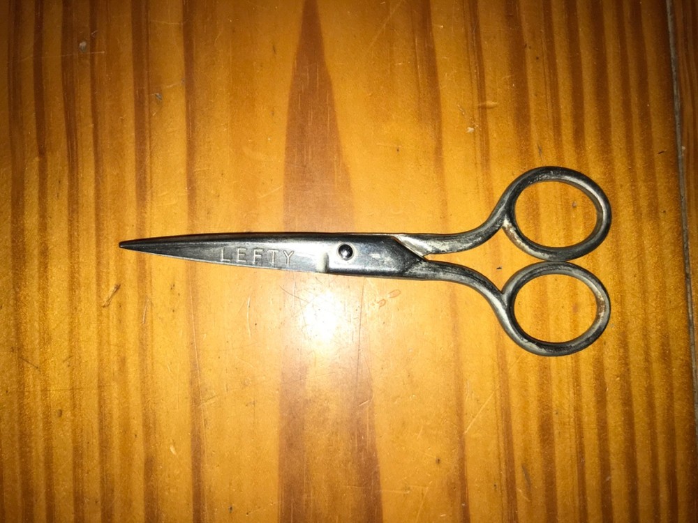 5 Vintage Sewing Scissors