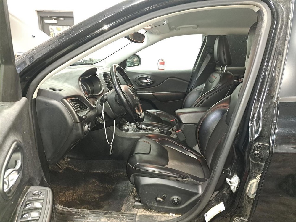 2019 Cherokee Camera/Projector Sku#4270631