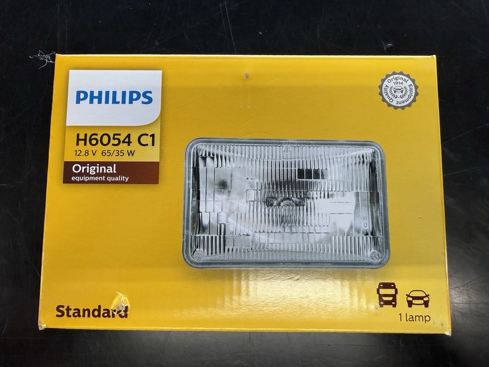 H6054C1 NEW PHILIPS SINGLE HALOGEN SEALED BEAM RECTANGULAR HEADLIGHT BULB RH=LH
