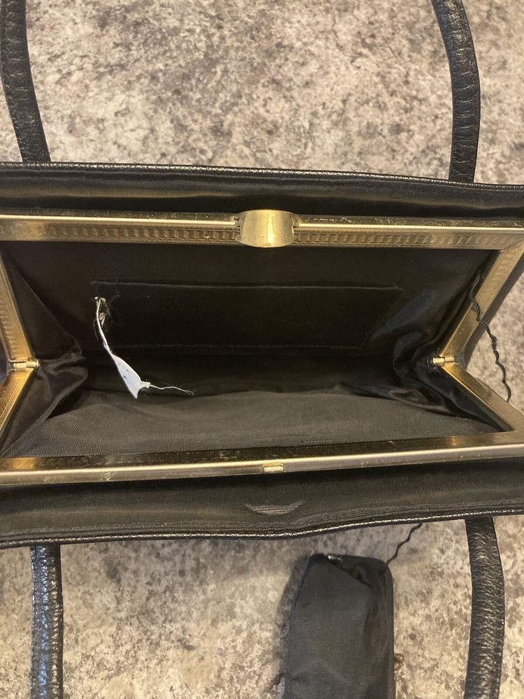 Kerrybrooke black leather purse (Sears Robuck & Co.)